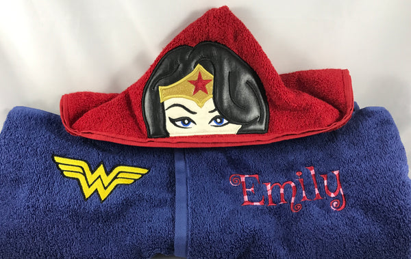 Character Hooded Towels - Hero Woman