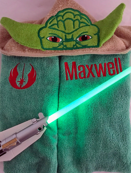 Character Hooded Towels - Wise Green Master or The Dark Lord